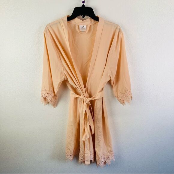 SS Weddings Blush Pink Robe - Picture 1 of 3